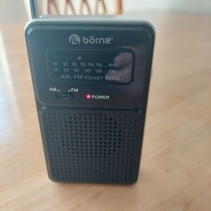 Borne Portable AM/FM Pocket Radio, battery operated